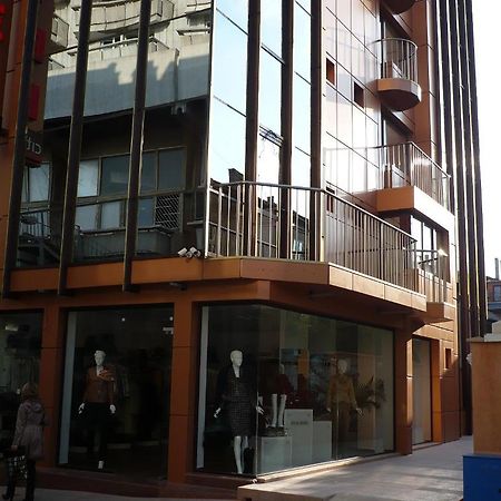 Citius Hotel Varna Extérieur photo