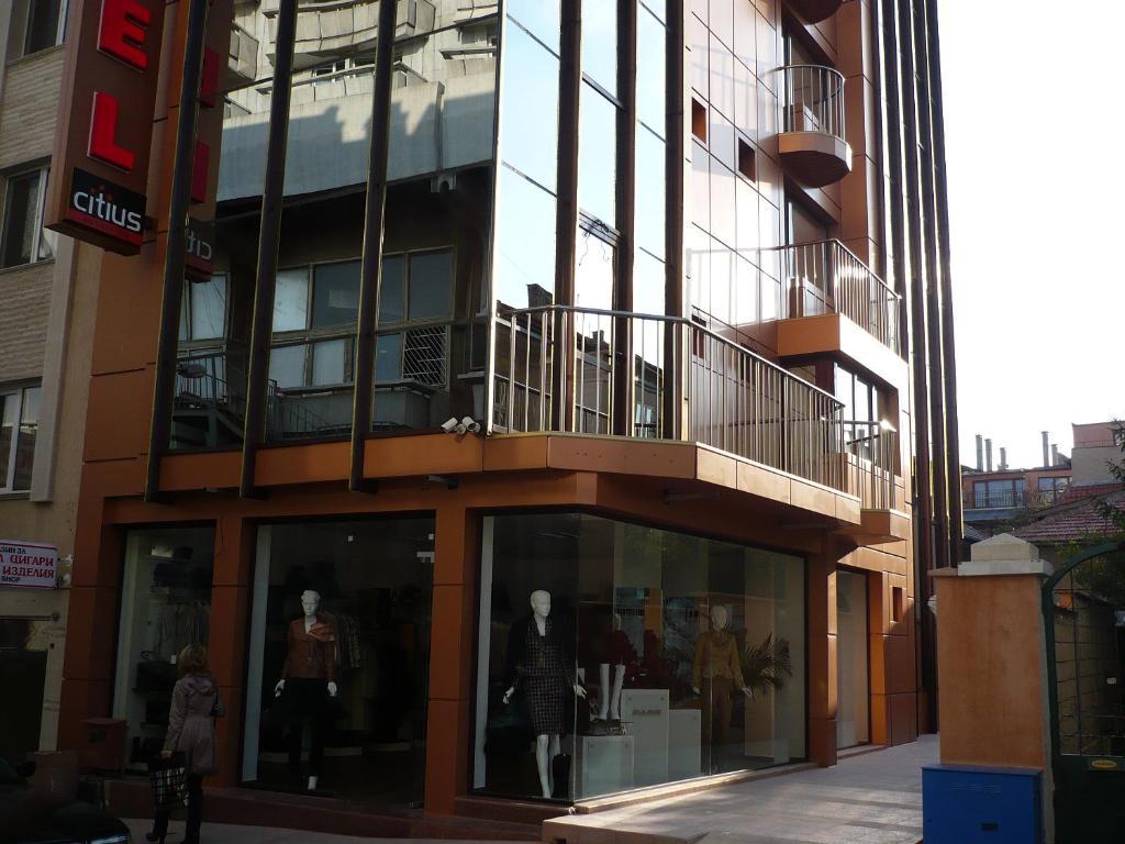 Citius Hotel Varna Extérieur photo